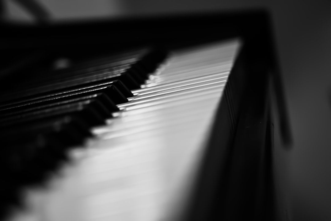 black and white piano keys