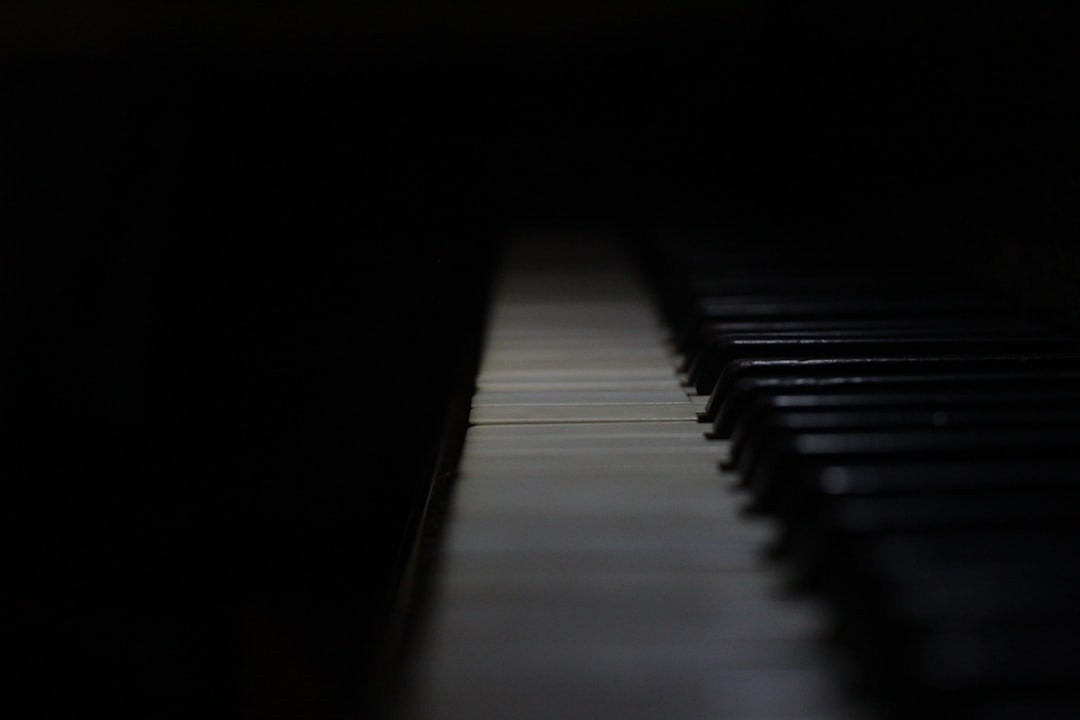black and white piano keys